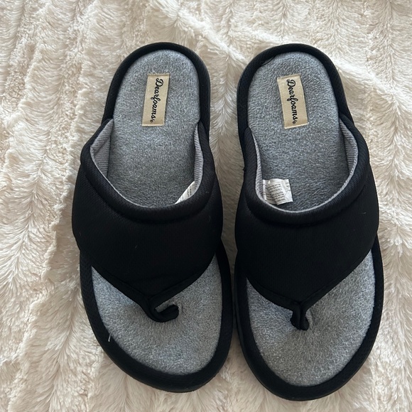 Dearfoams slippers size 9 ladies - Picture 1 of 6